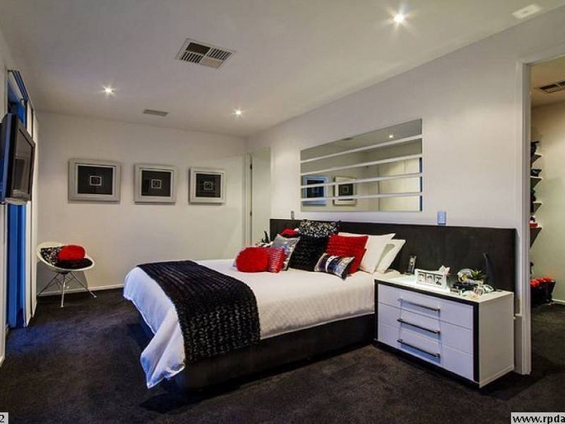 Varsity Lakes QLD 4227