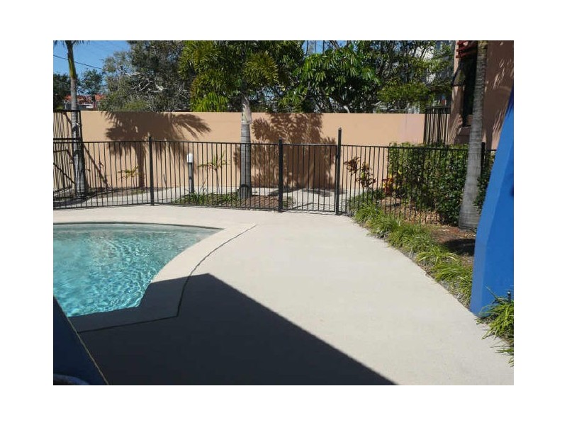 9/2104 Gold Coast Highway, Miami QLD 4220