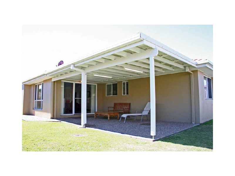 18 Nuthatch Street, Burleigh Waters QLD 4220