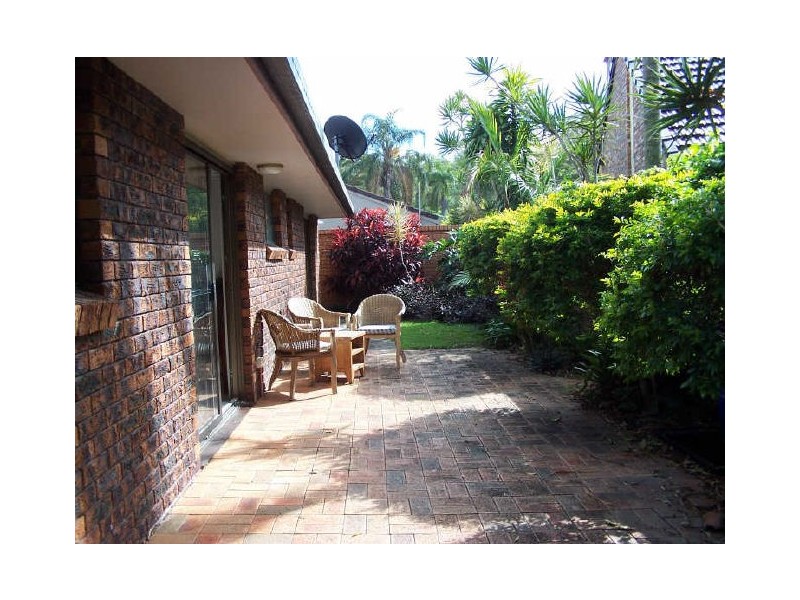 7 Grebe Place, Burleigh Waters QLD 4220