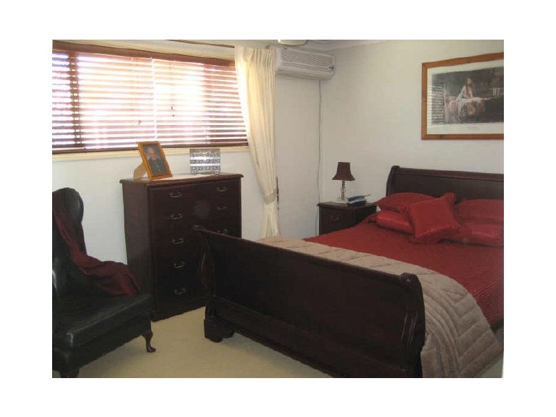 Varsity Lakes QLD 4227