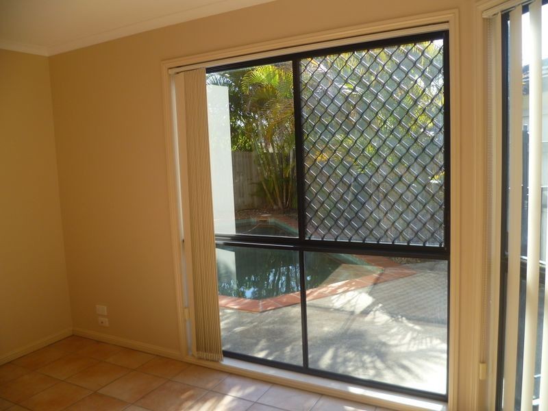 3 Mustique Court, Burleigh Heads QLD 4220