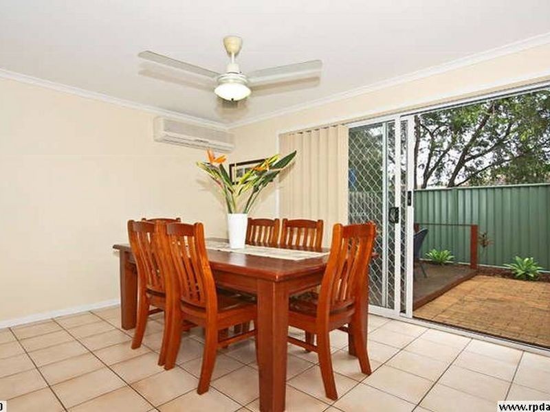2/1 Pontoon Place, Varsity Lakes QLD 4227