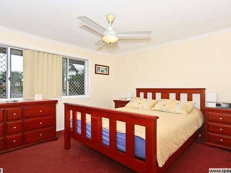 2/1 Pontoon Place, Varsity Lakes QLD 4227