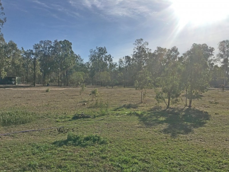 4 Brolga Way, Adare QLD 4343