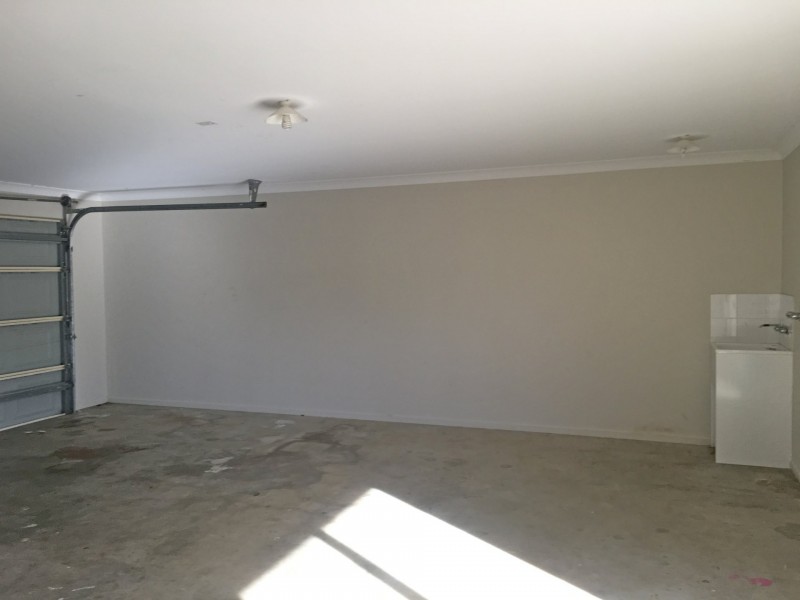 4 Brolga Way, Adare QLD 4343