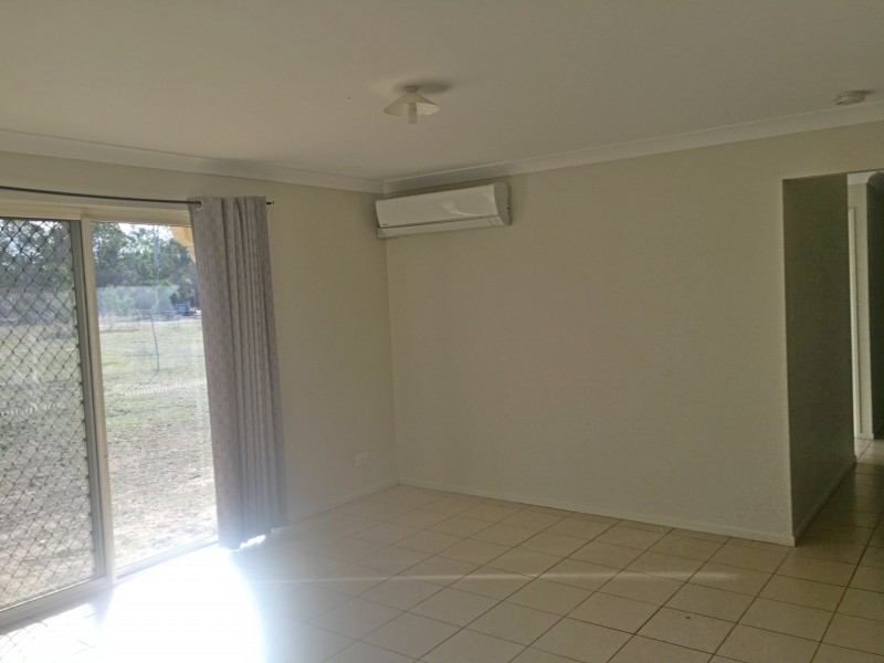 4 Brolga Way, Adare QLD 4343