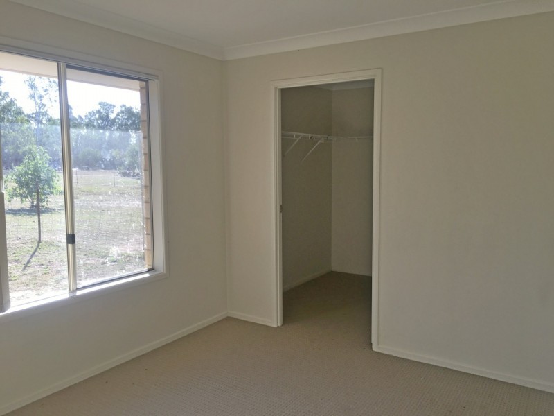 4 Brolga Way, Adare QLD 4343
