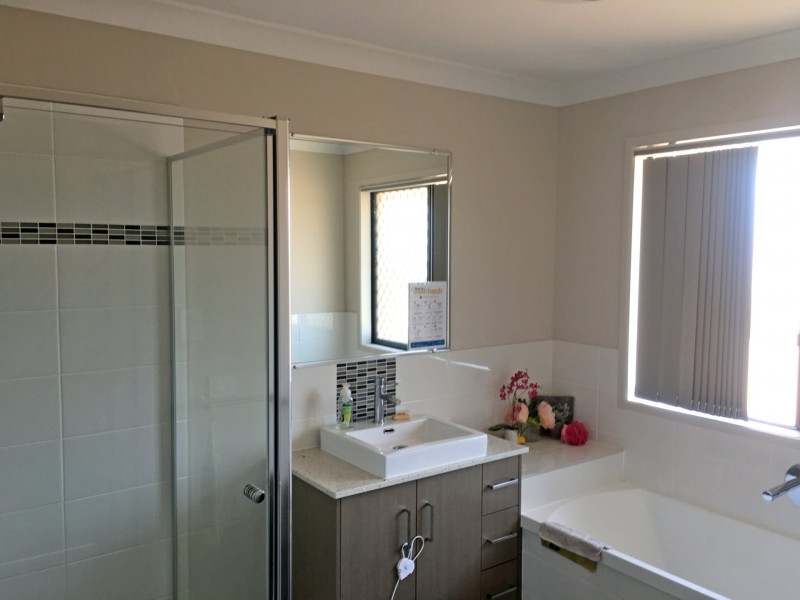 8 Hanlon Court, Laidley Heights QLD 4341