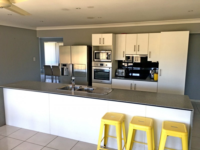 76 Fairway Drive, Hatton Vale QLD 4341