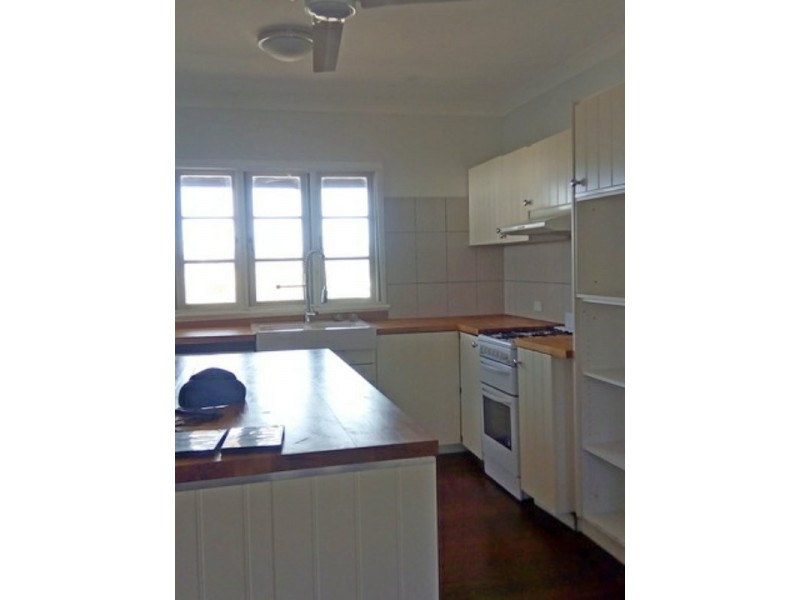 32 PELICAN DRIVE, Laidley Heights QLD 4341