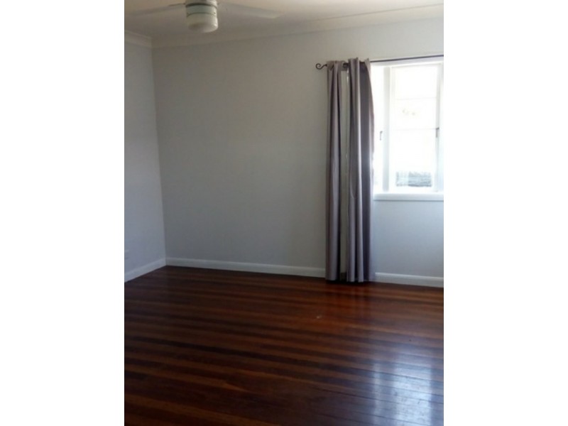 32 PELICAN DRIVE, Laidley Heights QLD 4341