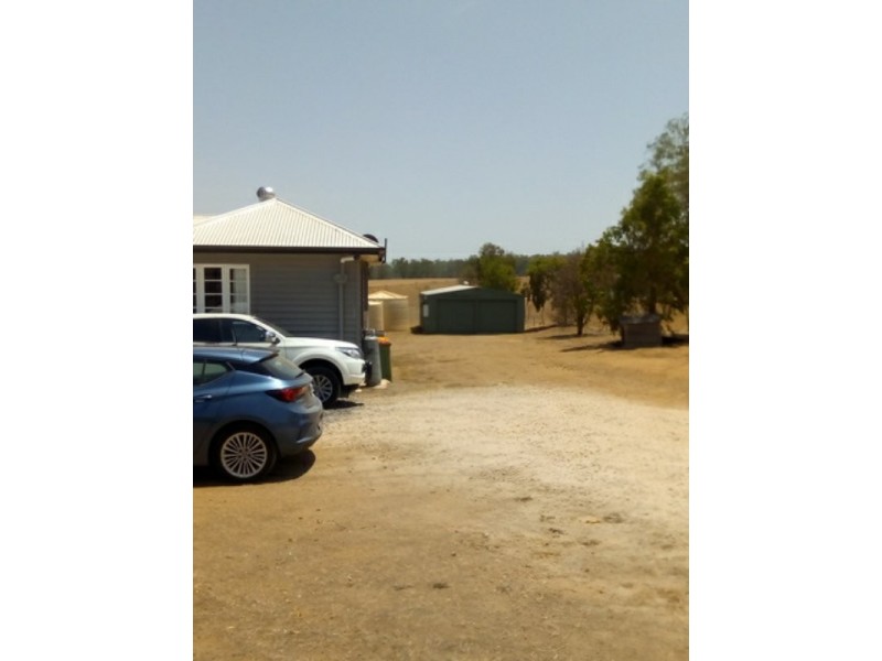 32 PELICAN DRIVE, Laidley Heights QLD 4341