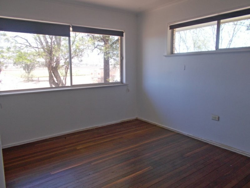 50 PIEPERS ACCESS, Lower Tenthill QLD 4343