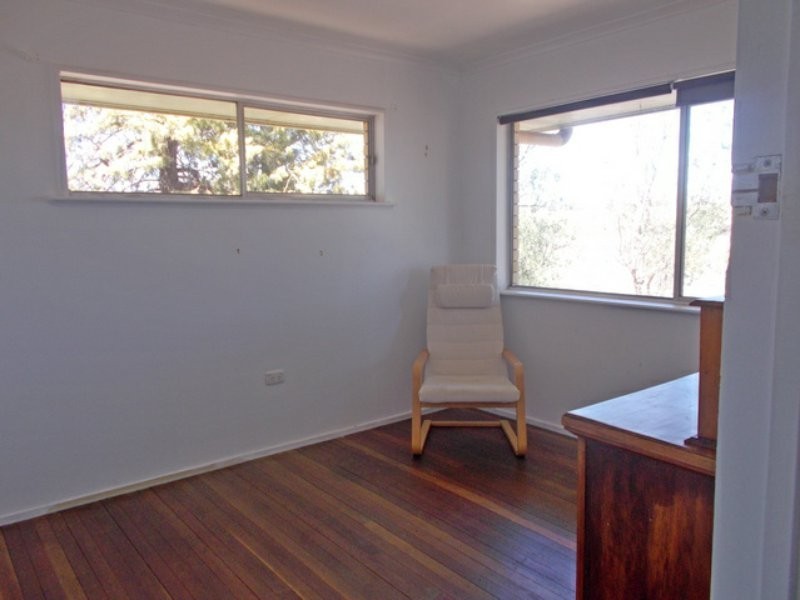 50 PIEPERS ACCESS, Lower Tenthill QLD 4343