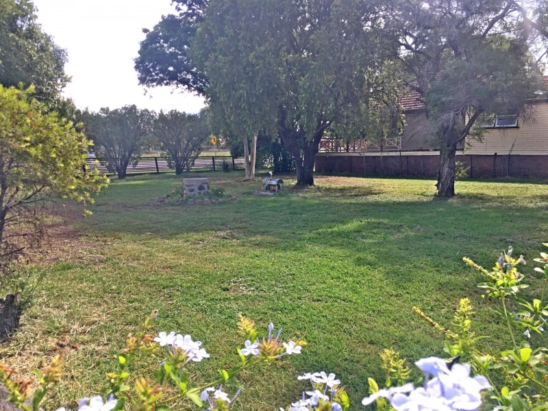 1 Glenore Grove Rd, Forest Hill QLD 4342