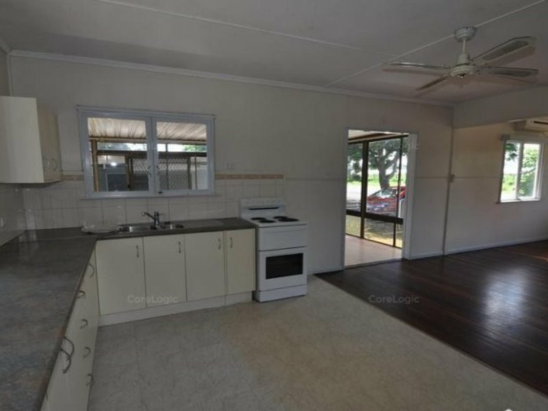 1 Glenore Grove Rd, Forest Hill QLD 4342
