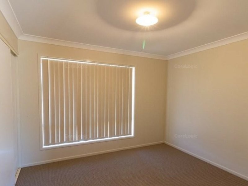 4 Brolga Way, Adare QLD 4343