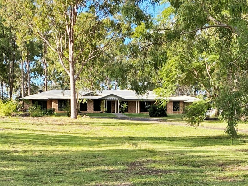 43 hewett drive, Regency Downs QLD 4341
