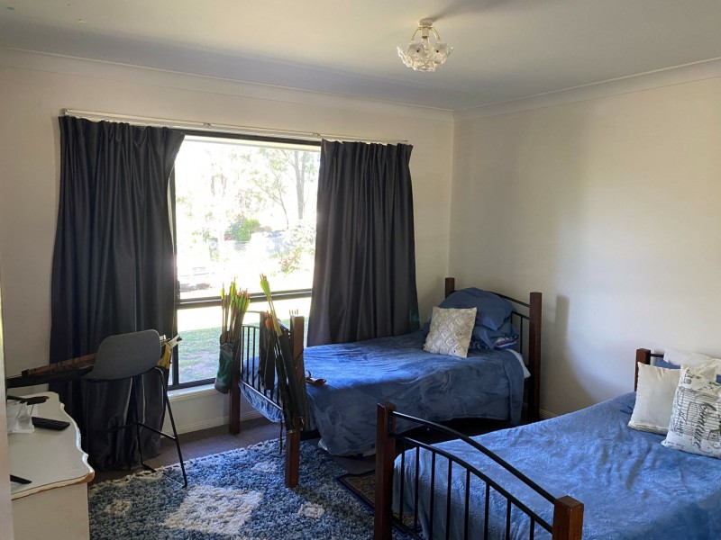 43 hewett drive, Regency Downs QLD 4341