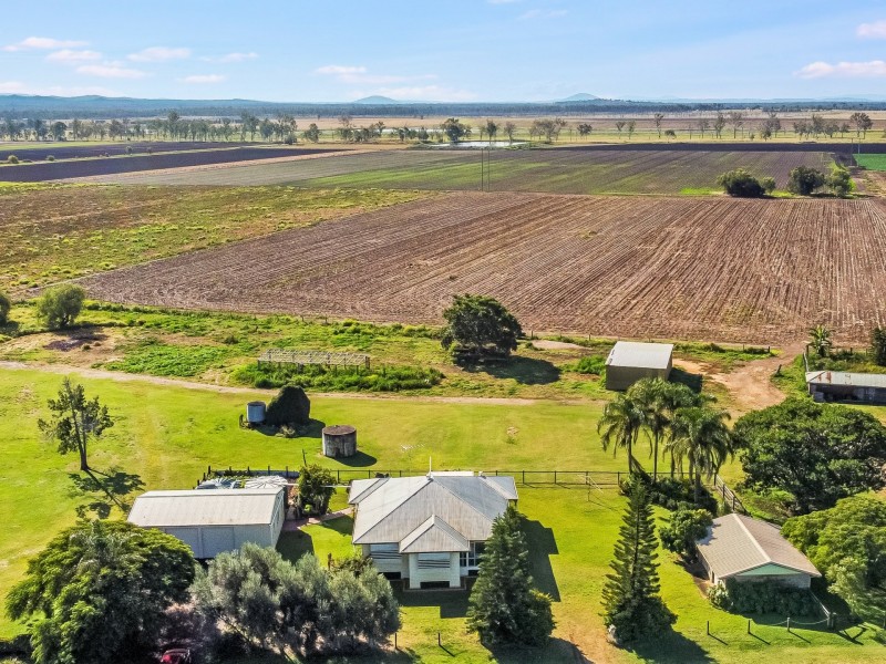 6 Lyons Road, Lake Clarendon QLD 4343