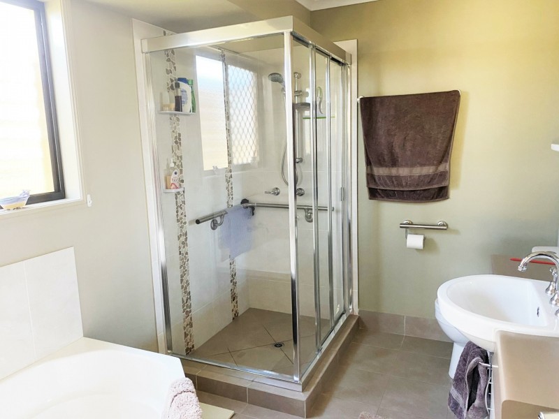 30 Redgum Drive, Gatton QLD 4343