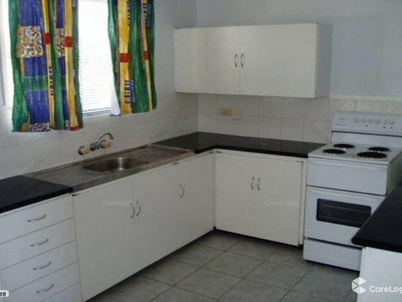 8 DWYER STREET, Gatton QLD 4343