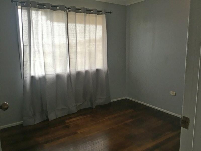 8 DWYER STREET, Gatton QLD 4343