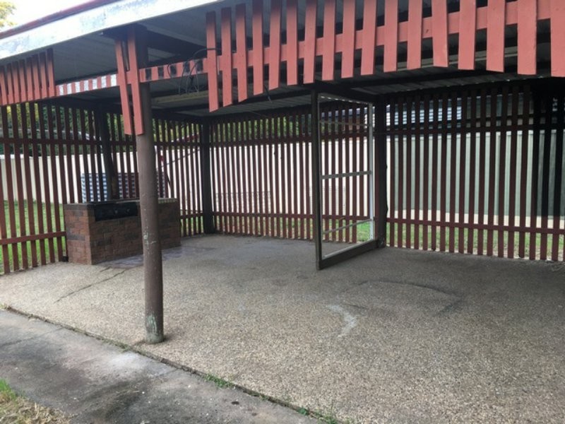 8 DWYER STREET, Gatton QLD 4343