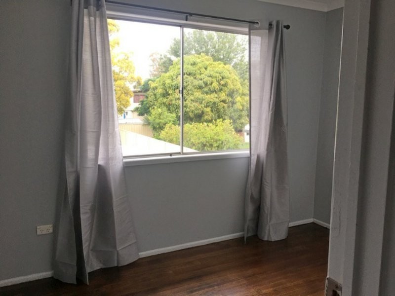 8 DWYER STREET, Gatton QLD 4343