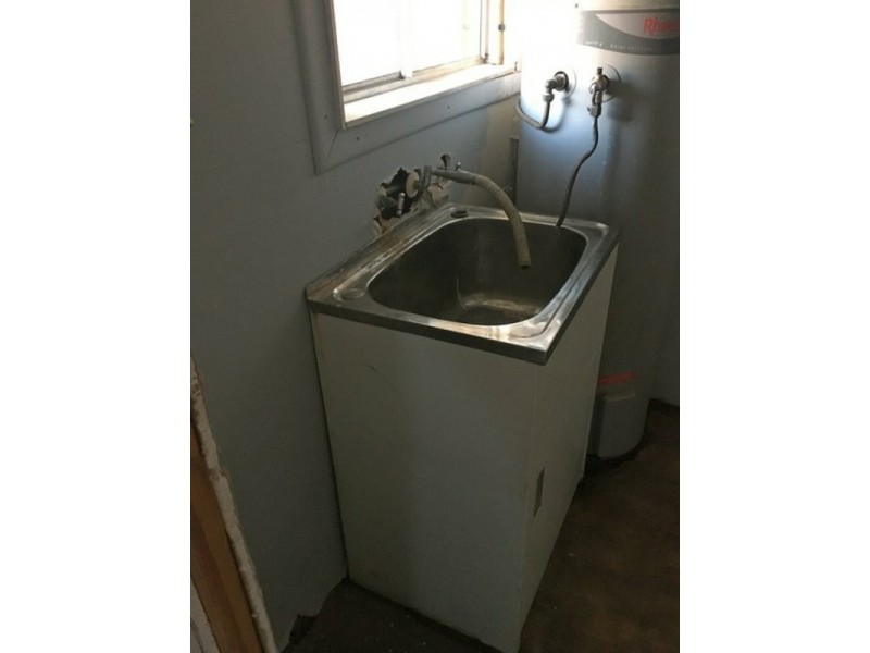 8 DWYER STREET, Gatton QLD 4343