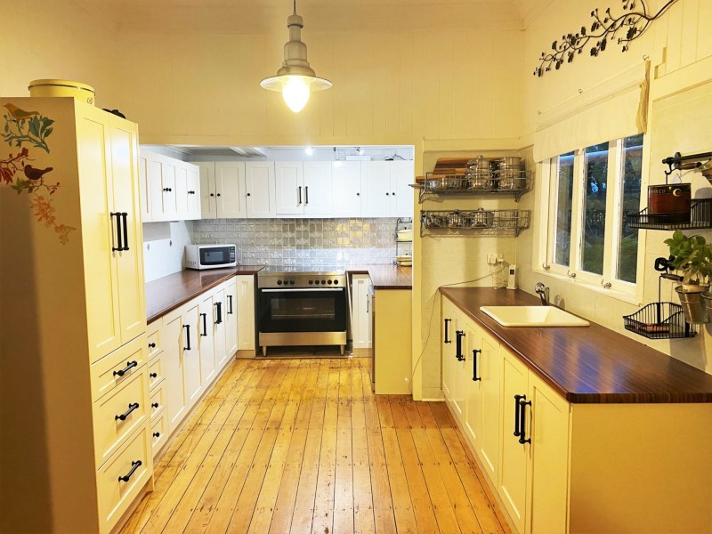 14 Power Street, Glenore Grove QLD 4342