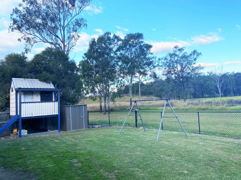 17 Raymont Crescent, Gatton QLD 4343