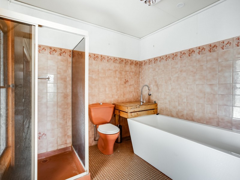 61 Mill Road, Upper Lockyer QLD 4352