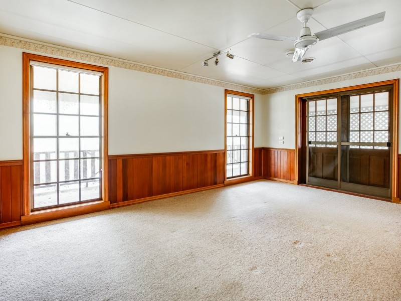 61 Mill Road, Upper Lockyer QLD 4352