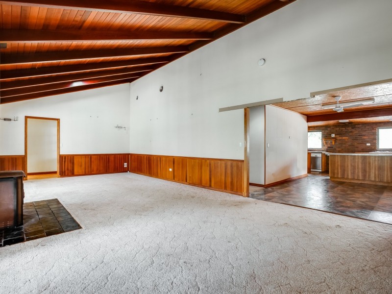 61 Mill Road, Upper Lockyer QLD 4352