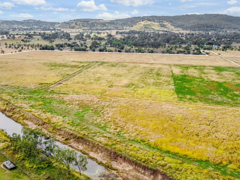 3759 Warrego Highway, Hatton Vale QLD 4341