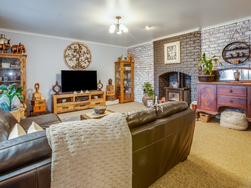 3759 Warrego Highway, Hatton Vale QLD 4341