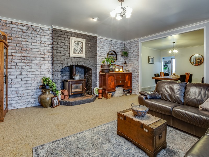 3759 Warrego Highway, Hatton Vale QLD 4341