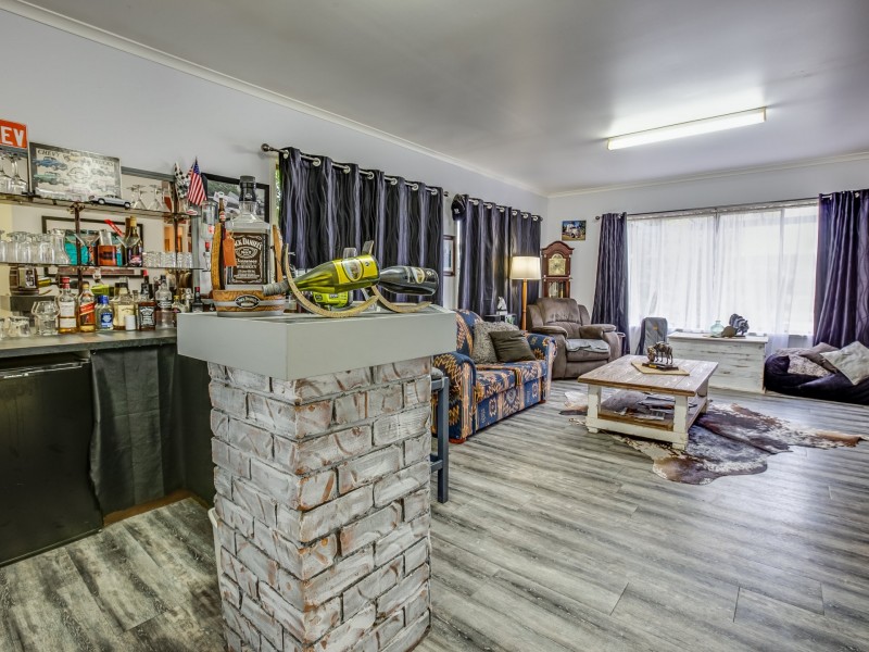 3759 Warrego Highway, Hatton Vale QLD 4341