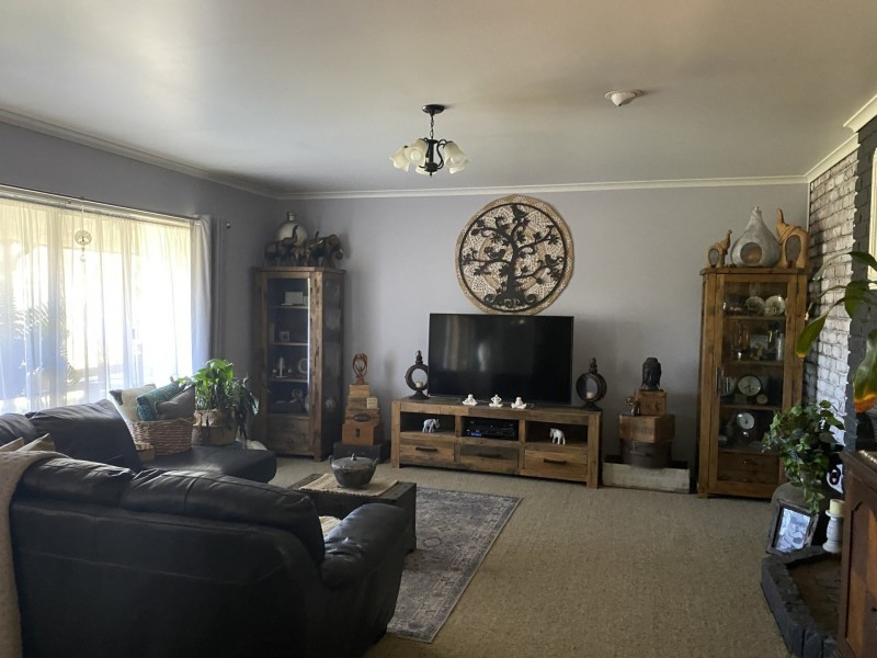3759 Warrego Highway, Hatton Vale QLD 4341