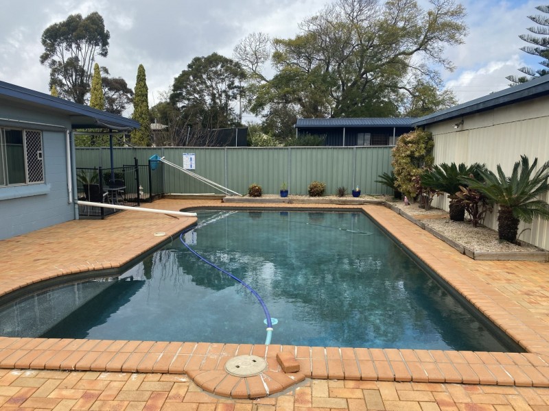 397 Tor street, Newtown QLD 4350