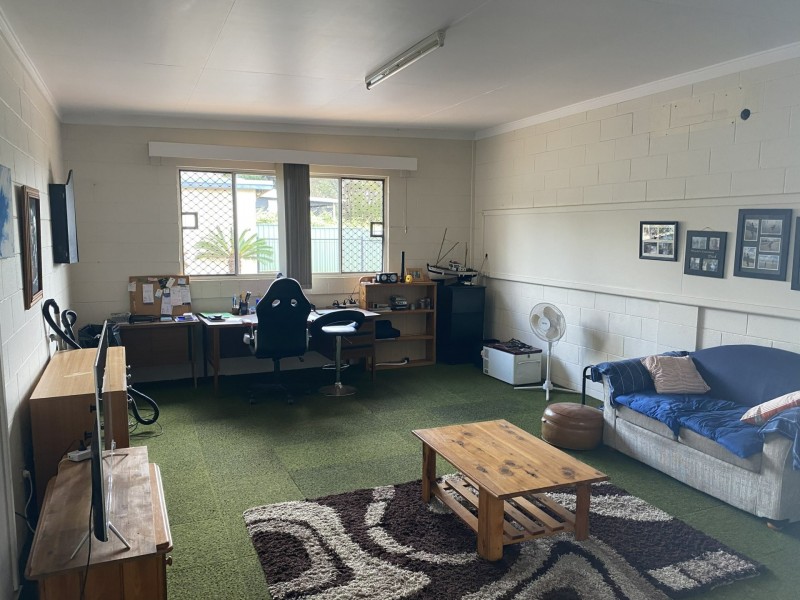 397 Tor street, Newtown QLD 4350