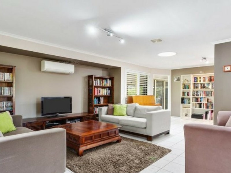 34 Hewett Drive, Regency Downs QLD 4341