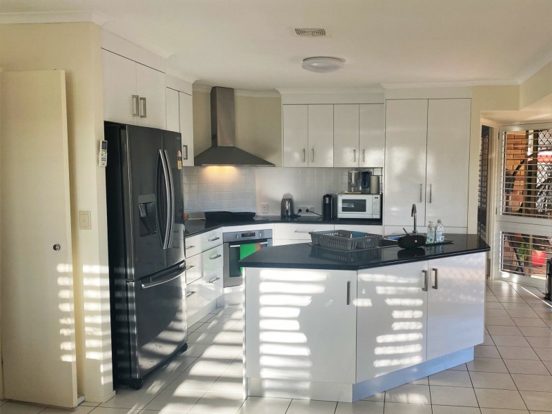 34 Hewett Drive, Regency Downs QLD 4341