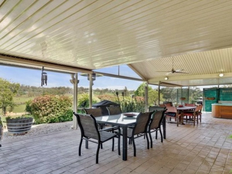 34 Hewett Drive, Regency Downs QLD 4341