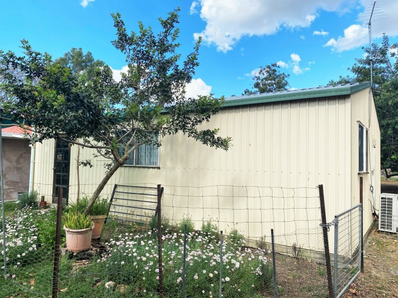 33 Werth Street, Helidon QLD 4344