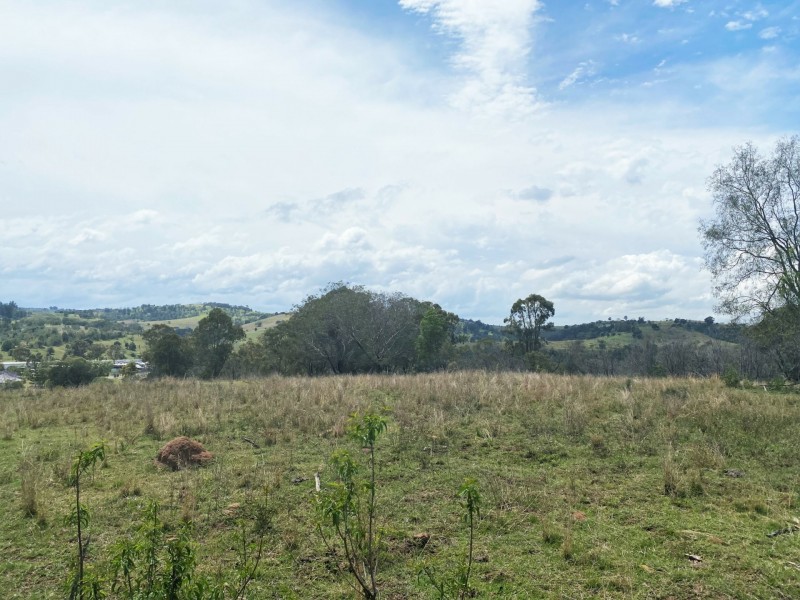 697 Tallegalla Road, Minden QLD 4311