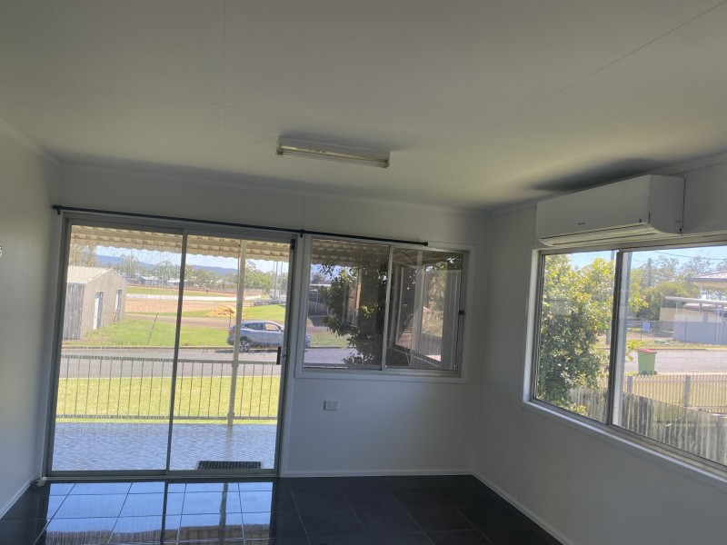 16 Yates Street, Gatton QLD 4343