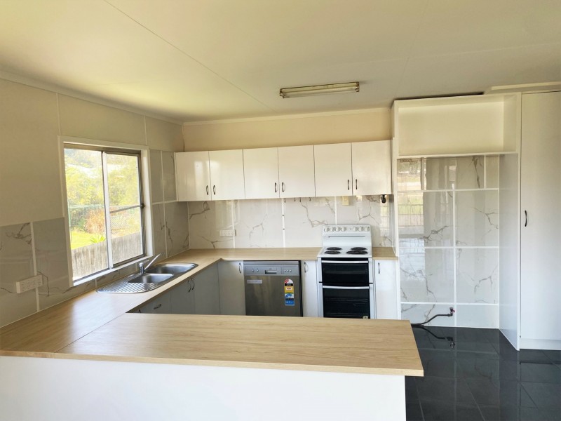 16 Yates Street, Gatton QLD 4343